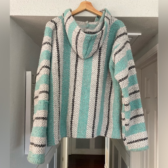 BAJA JOE MEXICAN HOODIE
COLOR: Teal pinstripe
SIZE: Women’s XXL - runs small - Picture 4 of 4